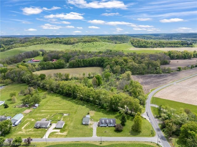 14338 Crowl Street SE, Minerva, OH 44657