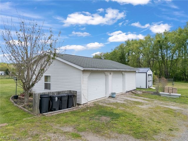 14338 Crowl Street SE, Minerva, OH 44657