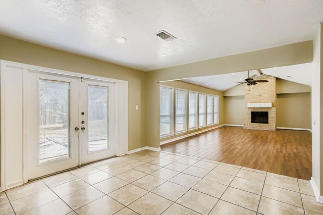 15710 Sandy Hill Drive, Houston, TX 77084