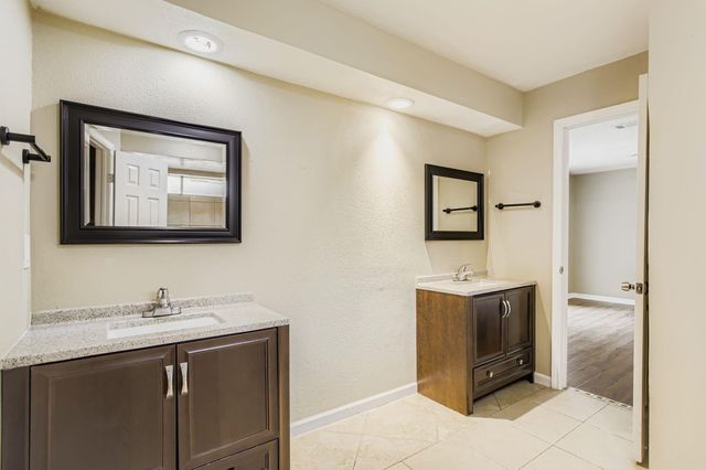 15710 Sandy Hill Drive, Houston, TX 77084