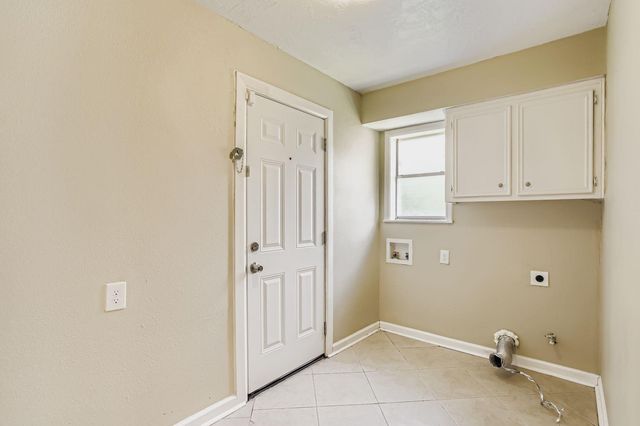 15710 Sandy Hill Drive, Houston, TX 77084