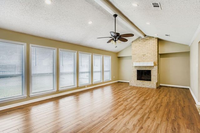 15710 Sandy Hill Drive, Houston, TX 77084