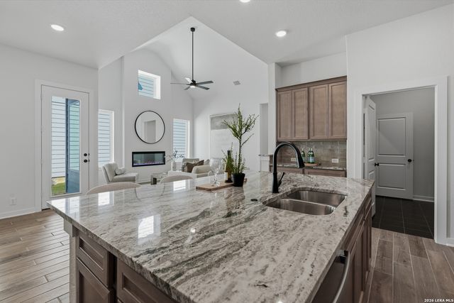 9428 Hidden Stone, Schertz, TX 78154