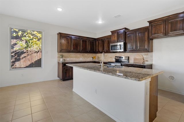 3929 Kennedy Ranch Road, Fort Worth, TX 76262