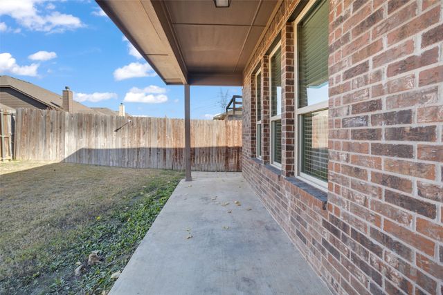 3929 Kennedy Ranch Road, Fort Worth, TX 76262