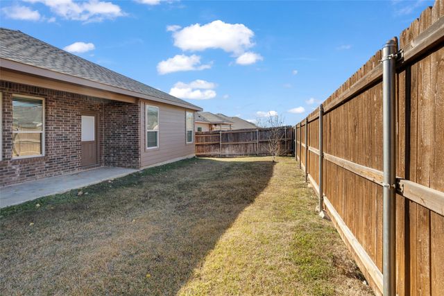3929 Kennedy Ranch Road, Fort Worth, TX 76262