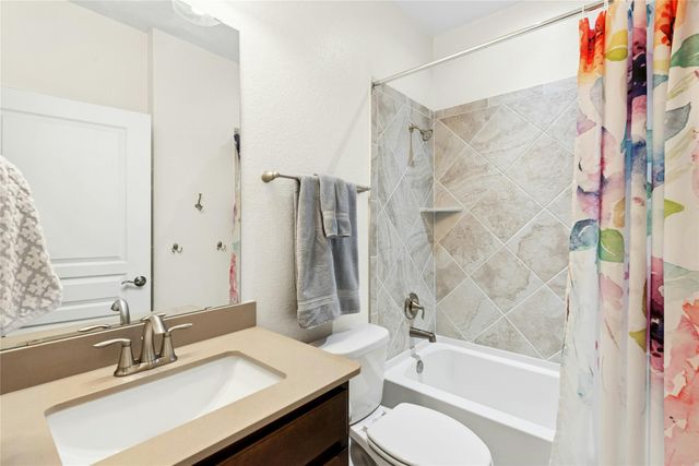203 Gentry Creek LN, Georgetown, TX 78633