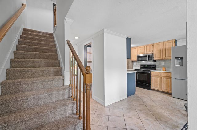 802 Piscassic Street, Newmarket, NH 03857