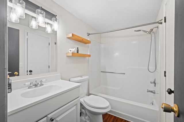 802 Piscassic Street, Newmarket, NH 03857