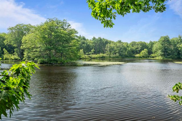802 Piscassic Street, Newmarket, NH 03857