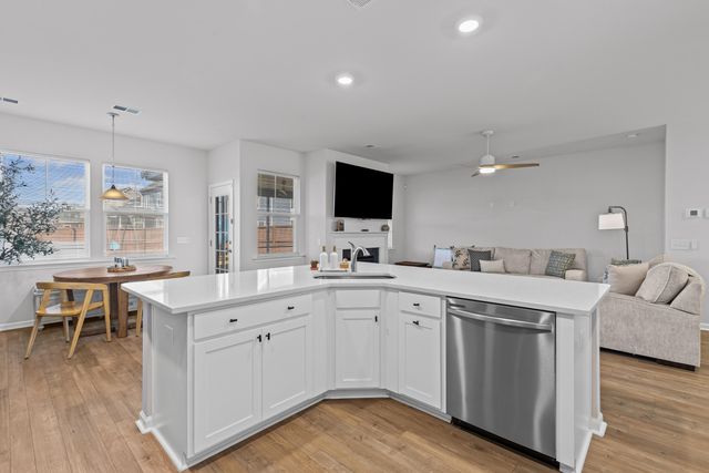 202 Honey Horn Drive, Summerville, SC 29486