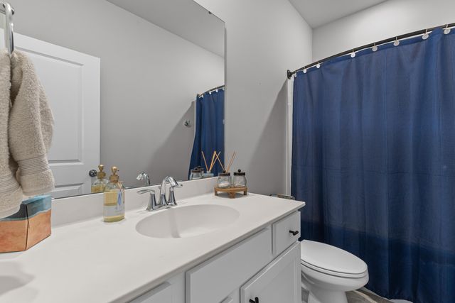 202 Honey Horn Drive, Summerville, SC 29486