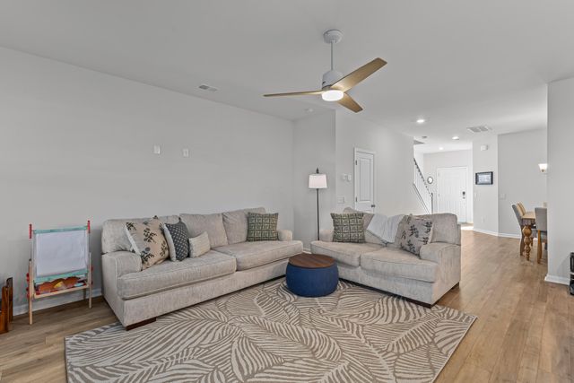 202 Honey Horn Drive, Summerville, SC 29486