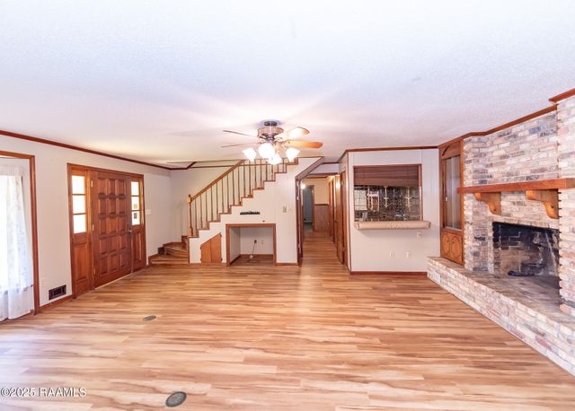 3233 Walnut Drive, Opelousas, LA 70570