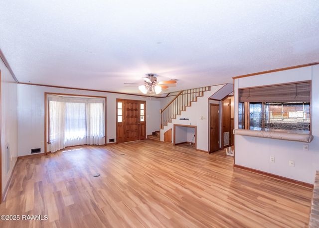 3233 Walnut Drive, Opelousas, LA 70570