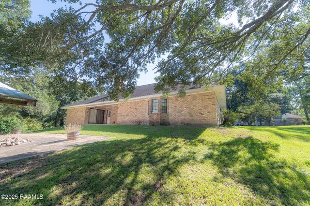 3233 Walnut Drive, Opelousas, LA 70570