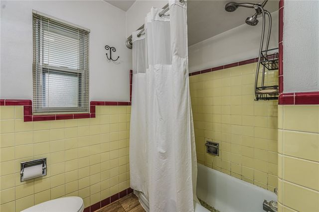 24 E Orchard Springs Drive, Dayton, OH 45415