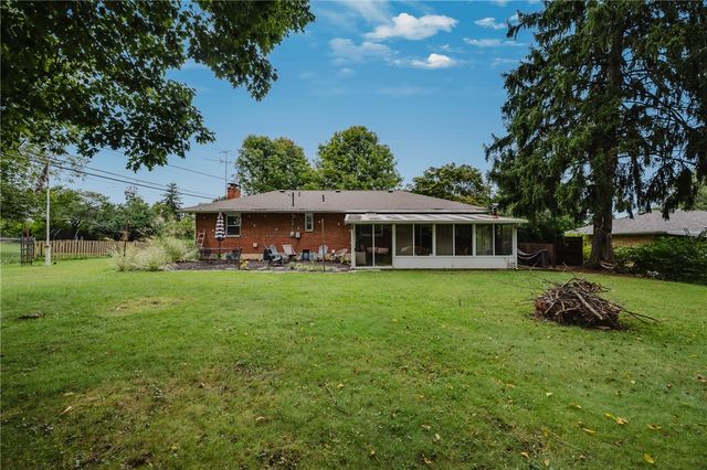 24 E Orchard Springs Drive, Dayton, OH 45415