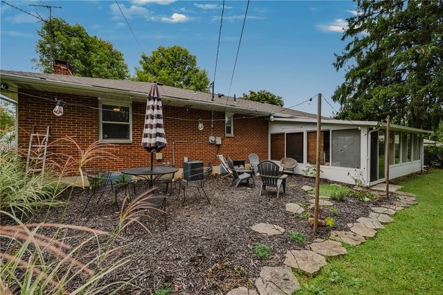 24 E Orchard Springs Drive, Dayton, OH 45415