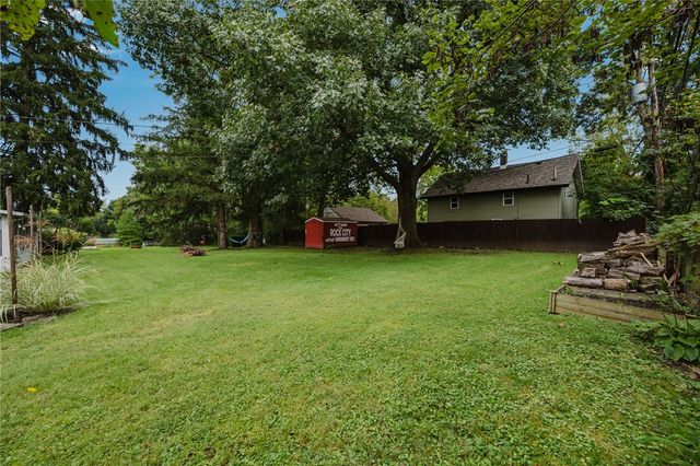 24 E Orchard Springs Drive, Dayton, OH 45415