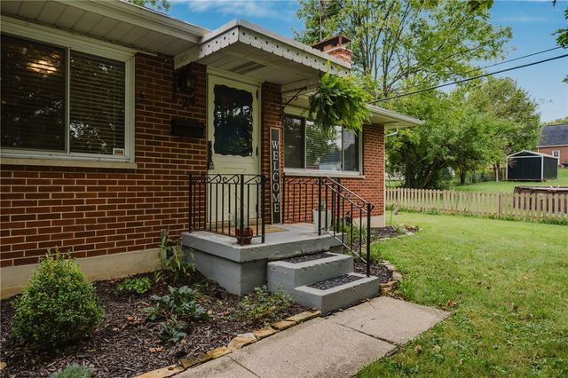 24 E Orchard Springs Drive, Dayton, OH 45415