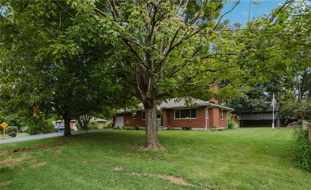 24 E Orchard Springs Drive, Dayton, OH 45415
