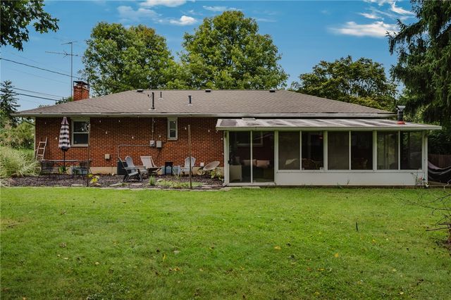 24 E Orchard Springs Drive, Dayton, OH 45415