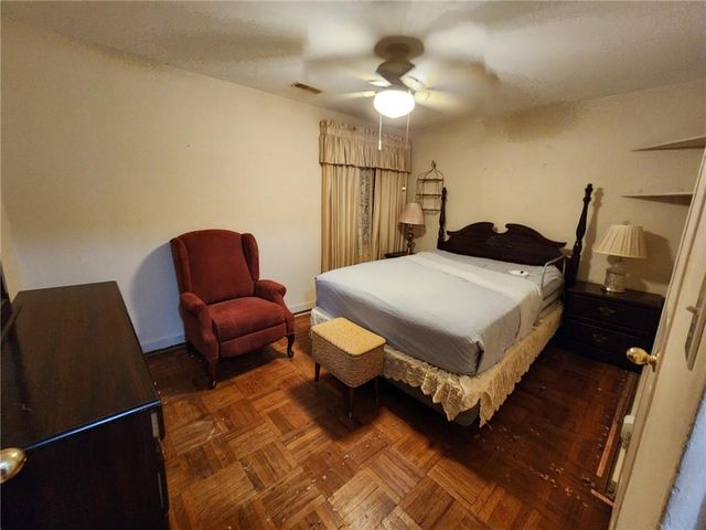 4431 N Askew Avenue, Kansas City, MO 64117