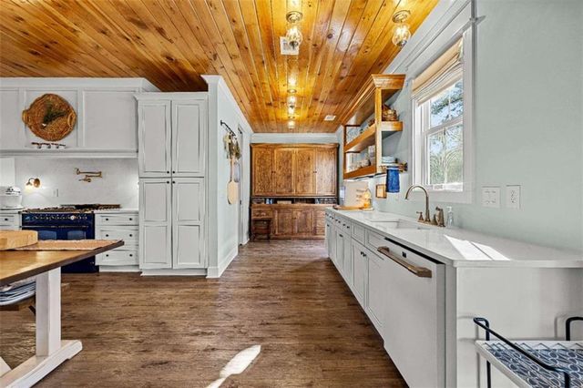 619 Old Greenville Road, Fayetteville, GA 30215