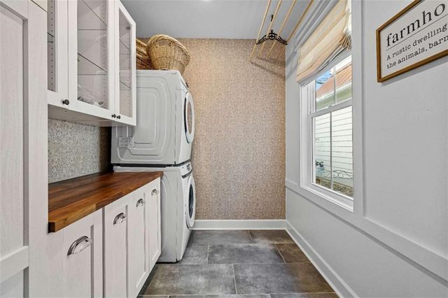 619 Old Greenville Road, Fayetteville, GA 30215
