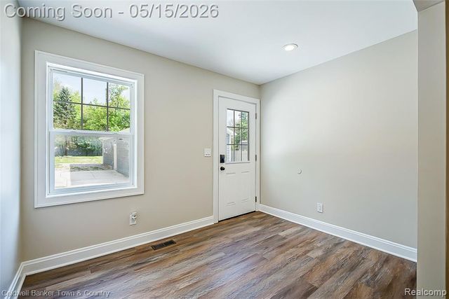 55901 Pontiac Trail Court, New Hudson, MI 48165
