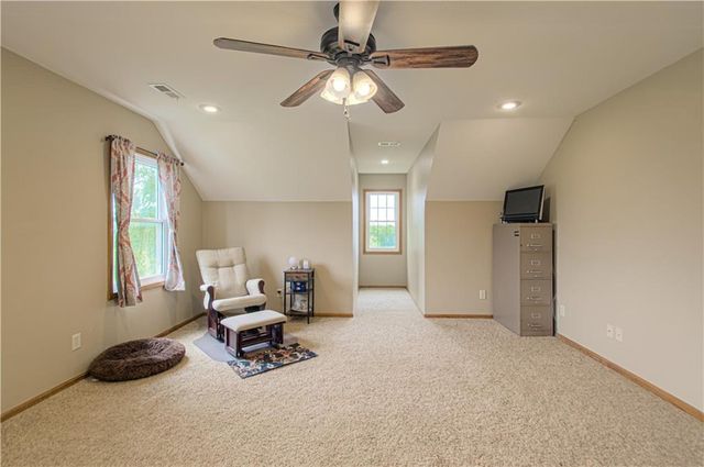 38206 E 177 Street, Pleasant Hill, MO 64080