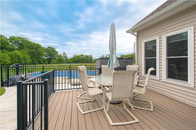38206 E 177 Street, Pleasant Hill, MO 64080