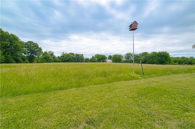 38206 E 177 Street, Pleasant Hill, MO 64080