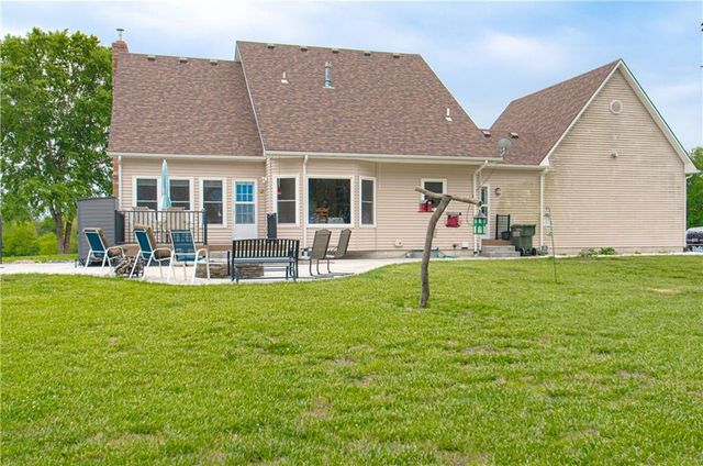 38206 E 177 Street, Pleasant Hill, MO 64080