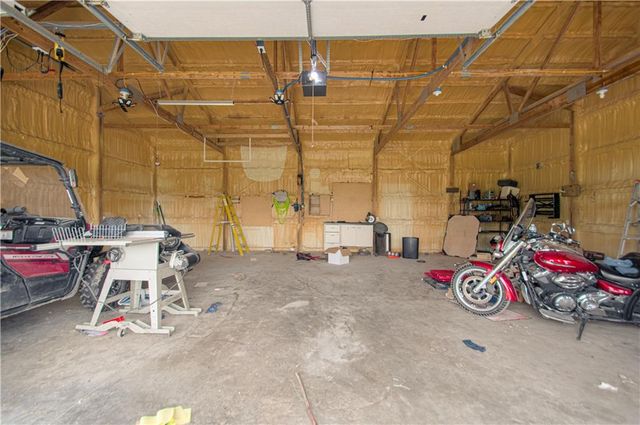 38206 E 177 Street, Pleasant Hill, MO 64080