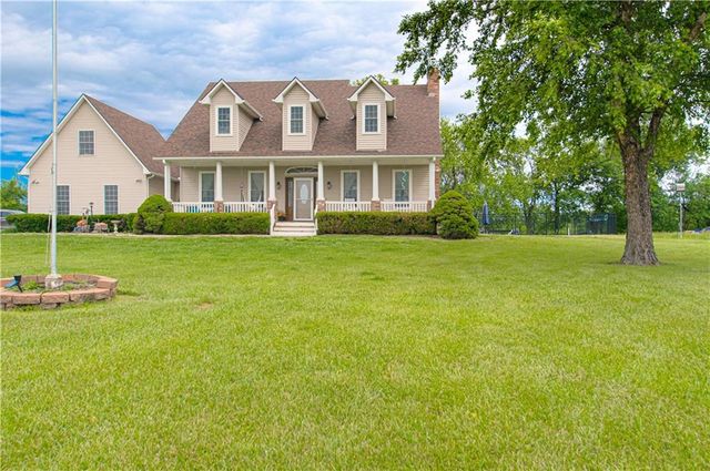 38206 E 177 Street, Pleasant Hill, MO 64080