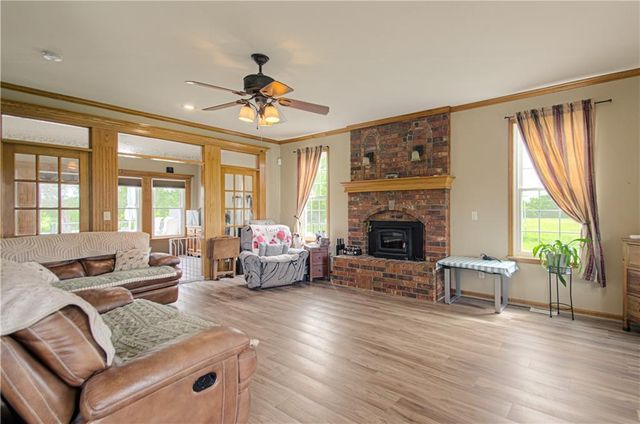 38206 E 177 Street, Pleasant Hill, MO 64080