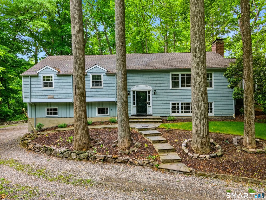 30 Bittersweet Trail, Wilton, CT 06897