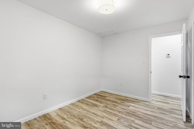 11586 RED LEAF CT, Reston, VA 20191