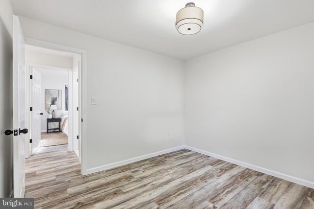 11586 RED LEAF CT, Reston, VA 20191