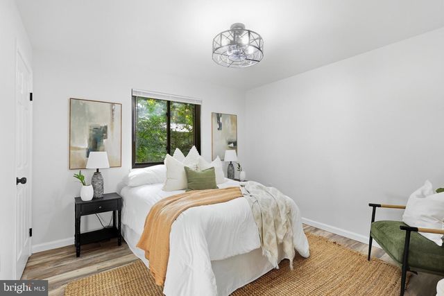 11586 RED LEAF CT, Reston, VA 20191