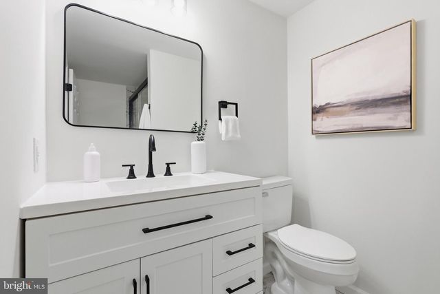 11586 RED LEAF CT, Reston, VA 20191