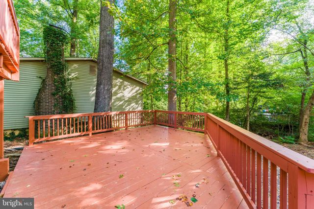 11586 RED LEAF CT, Reston, VA 20191