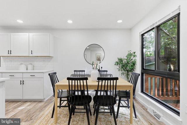 11586 RED LEAF CT, Reston, VA 20191