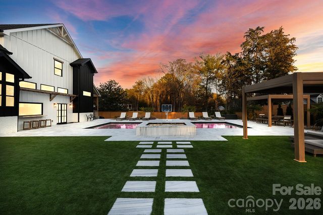 3207 Broadfield Road, Charlotte, NC 28226