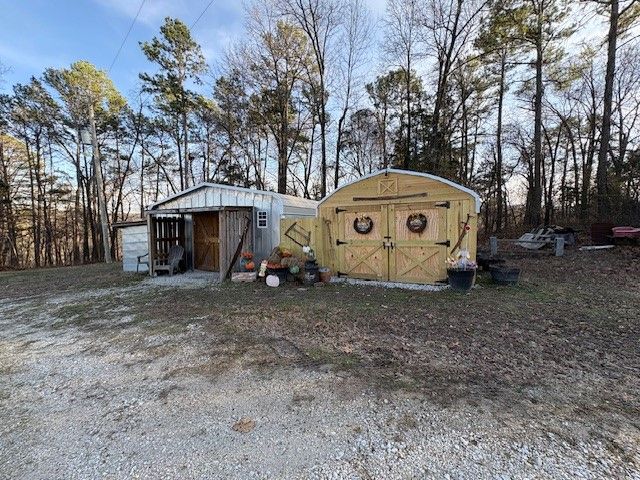 9400 Red Barn Lane, Omaha, AR 72662