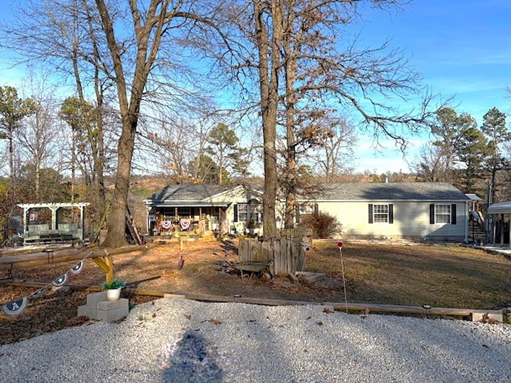 9400 Red Barn Lane, Omaha, AR 72662