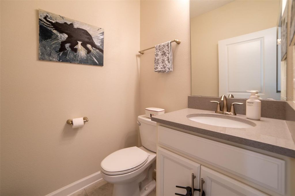Image 21 of property listing at 11109 SWEETGUM WOODS DRIVE, Orlando, FL 32832