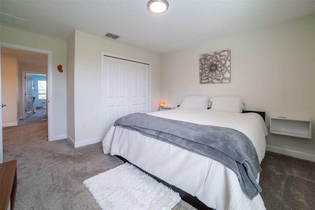 Image 28 of property listing at 11109 SWEETGUM WOODS DRIVE, Orlando, FL 32832